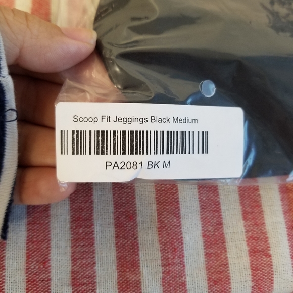 Pyramid Collection La Forme Scoop Fit Jeggings - Picture 3 of 3